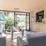 Pierre & Les Jardins Ombrages 3*