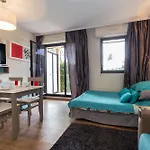 Apartahotel Pierre & Les Jardins Ombrages 3*