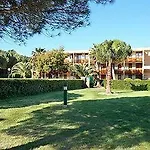 Pierre & Les Jardins Ombrages