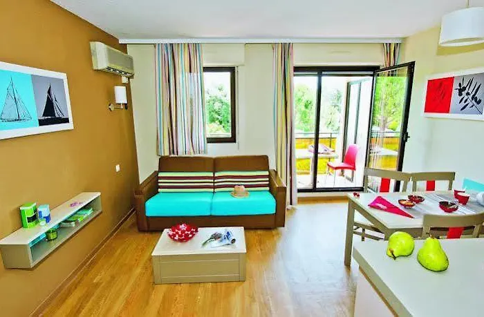 Pierre & Les Jardins Ombrages 3* Mandelieu