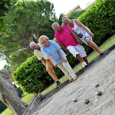 Pierre & Les Jardins Ombrages