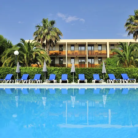 מלון דירות Pierre & Les Jardins Ombrages 3*