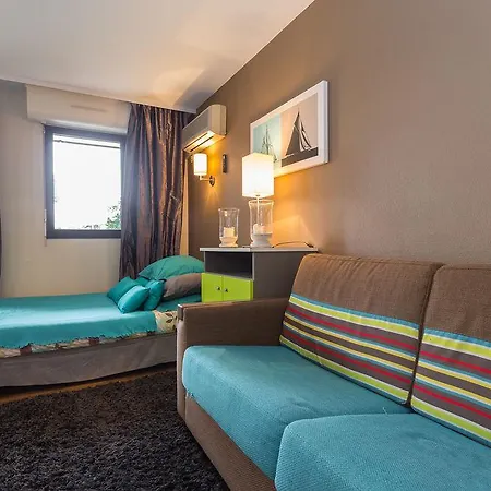 מלון דירות Pierre & Les Jardins Ombrages