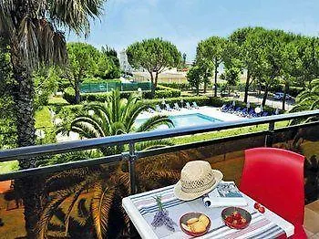 מלון דירות Pierre & Les Jardins Ombrages מאנדליה-לה-נאפול