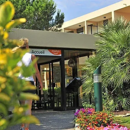 Pierre & Les Jardins Ombrages Aparthotel