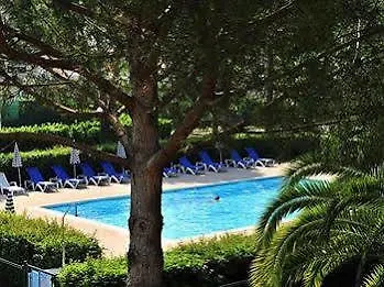Pierre & Les Jardins Ombrages Aparthotel 3*