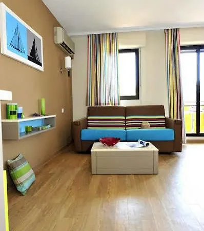 Pierre & Les Jardins Ombrages 3*